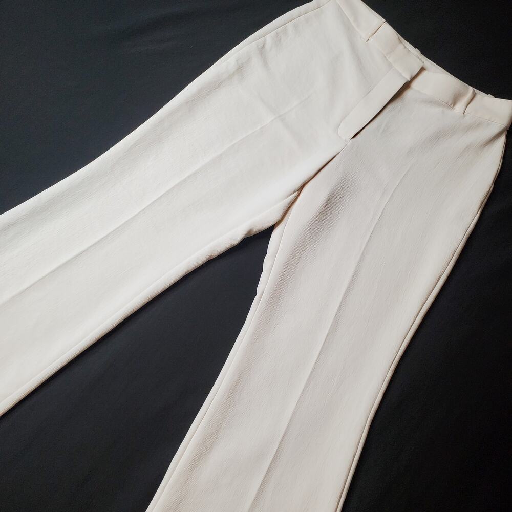 Aritzia Wilfred Womens Size 10 Cabaret Flare Leg Pant Crepette Cream White